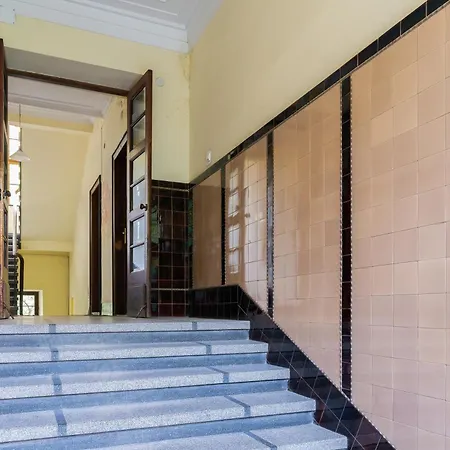 Apartamento Park Krakowski Homely With Garden By Bookinghost