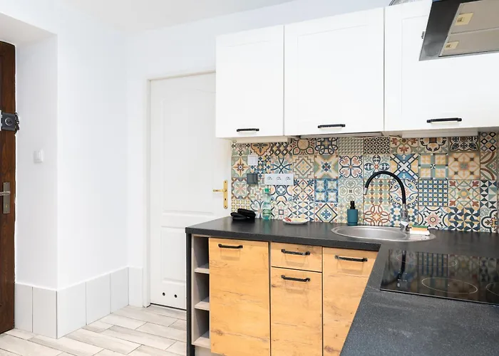 Daire Park Krakowski Homely With Garden By Bookinghost *