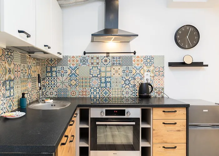 Daire Park Krakowski Homely With Garden By Bookinghost *