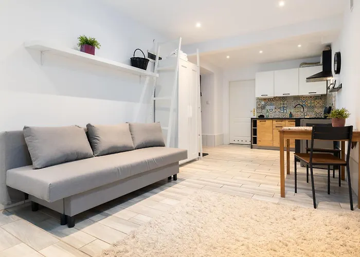 Daire Park Krakowski Homely With Garden By Bookinghost *