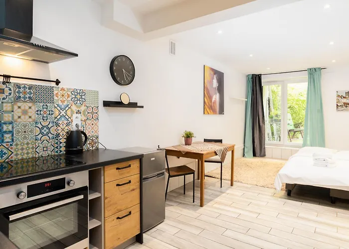 Park Krakowski Homely With Garden By Bookinghost * Krakow